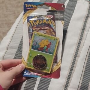 Pokemon Sword & Shield Card Pack with Gossifleur and Coin